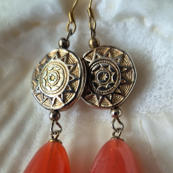 Elegant Gold and Orange Dangle Earrings - Picture 3 of 5